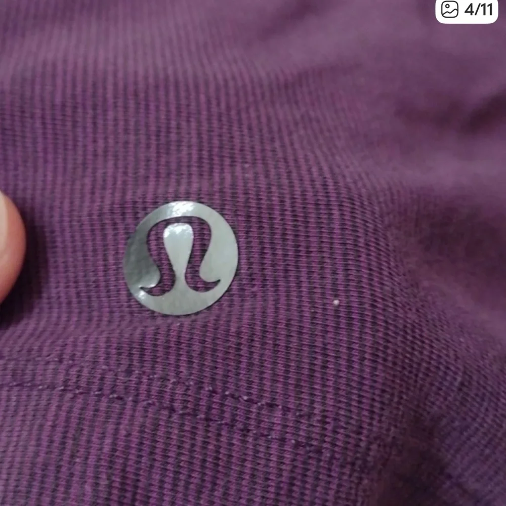 Lululemon Let Be Short Sleeve Tee in Wee Stripe Tender Violet Black Size 6 - Picture 6 of 9